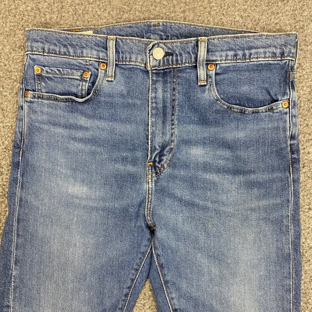 Levis Premium tee specifics 510